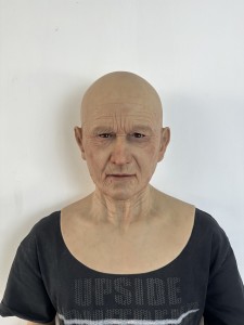 This product is engineered for professional use in film production, stage performance, photography, and creative role transformation. It combines realism, comfort, and stability, allowing users to quickly and convincingly transform into an elderly male character with minimal preparation time.